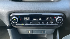 Toyota Yaris 1.5 Hybrid Dynamic 5dr CVT Hybrid Hatchback